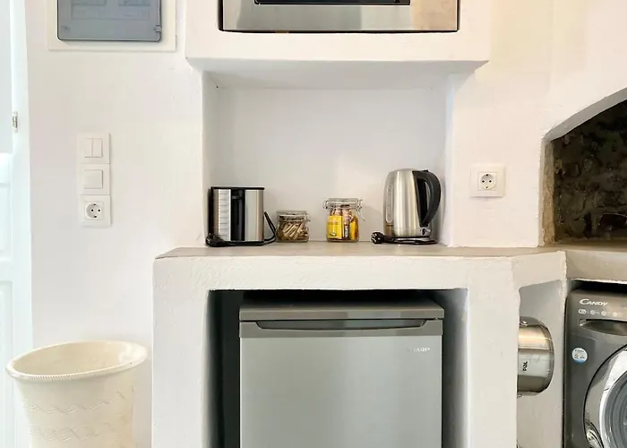 Cyclops House * Serifos Town