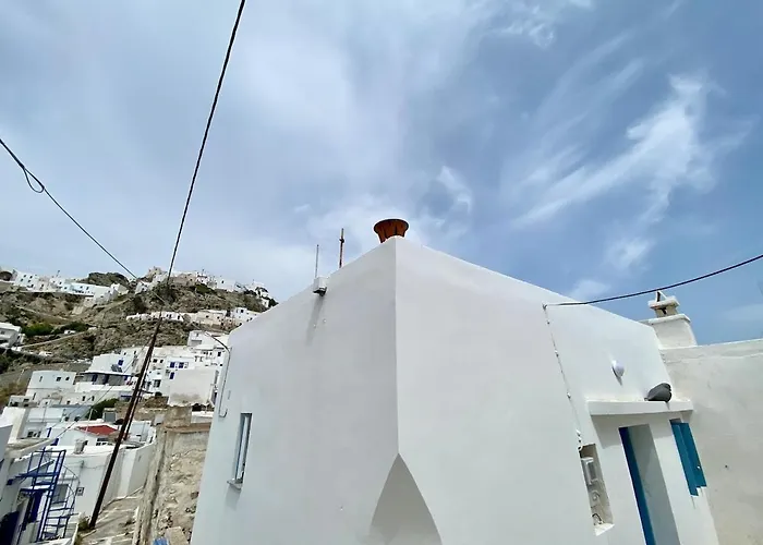Cyclops House Serifos Town